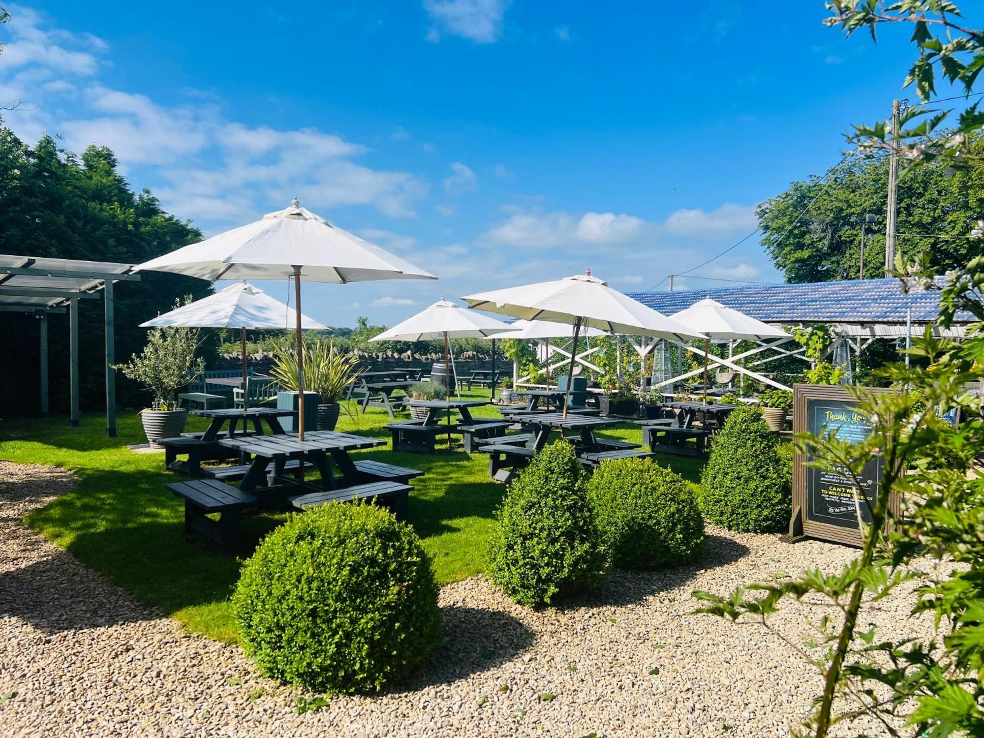 The Ragged Cot Hotel Minchinhampton Ngoại thất bức ảnh