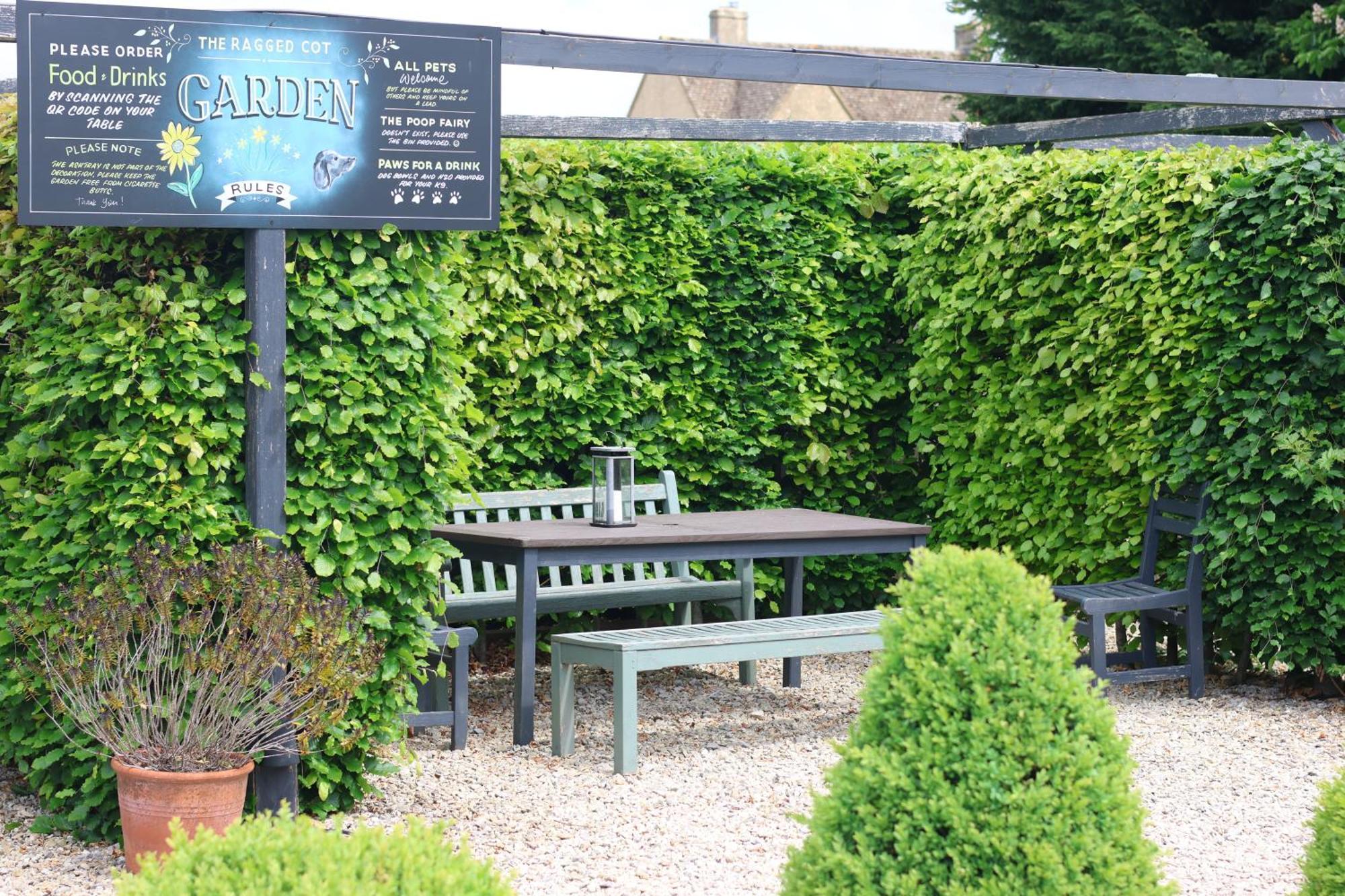 The Ragged Cot Hotel Minchinhampton Ngoại thất bức ảnh